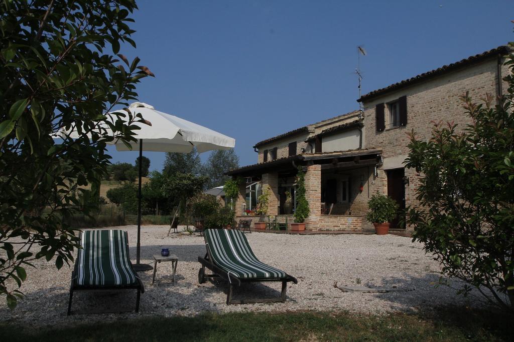 Casa Sorgente Bed and Breakfast San Costanzo Exteriör bild