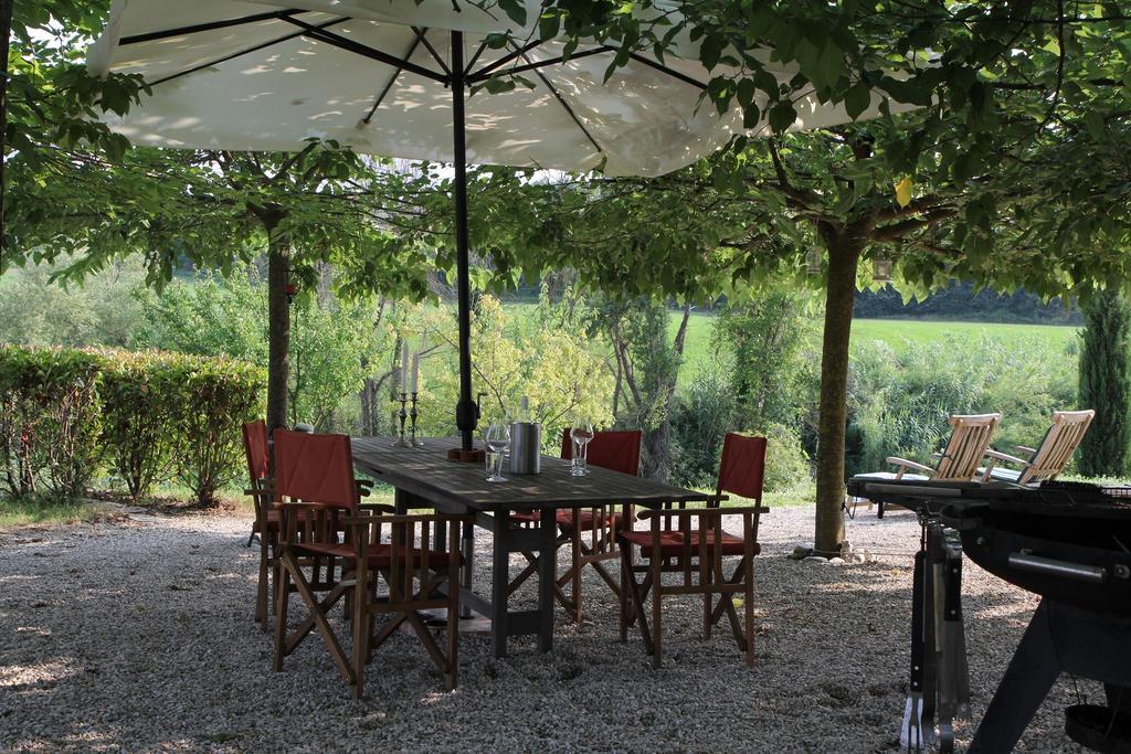Casa Sorgente Bed and Breakfast San Costanzo Exteriör bild