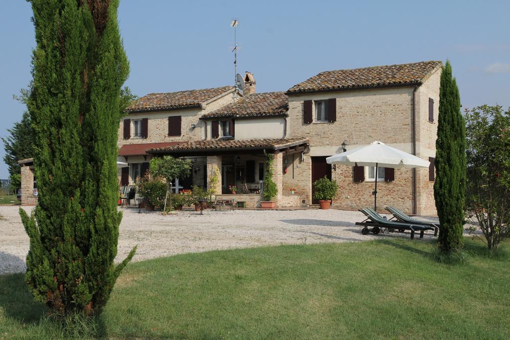 Casa Sorgente Bed and Breakfast San Costanzo Exteriör bild