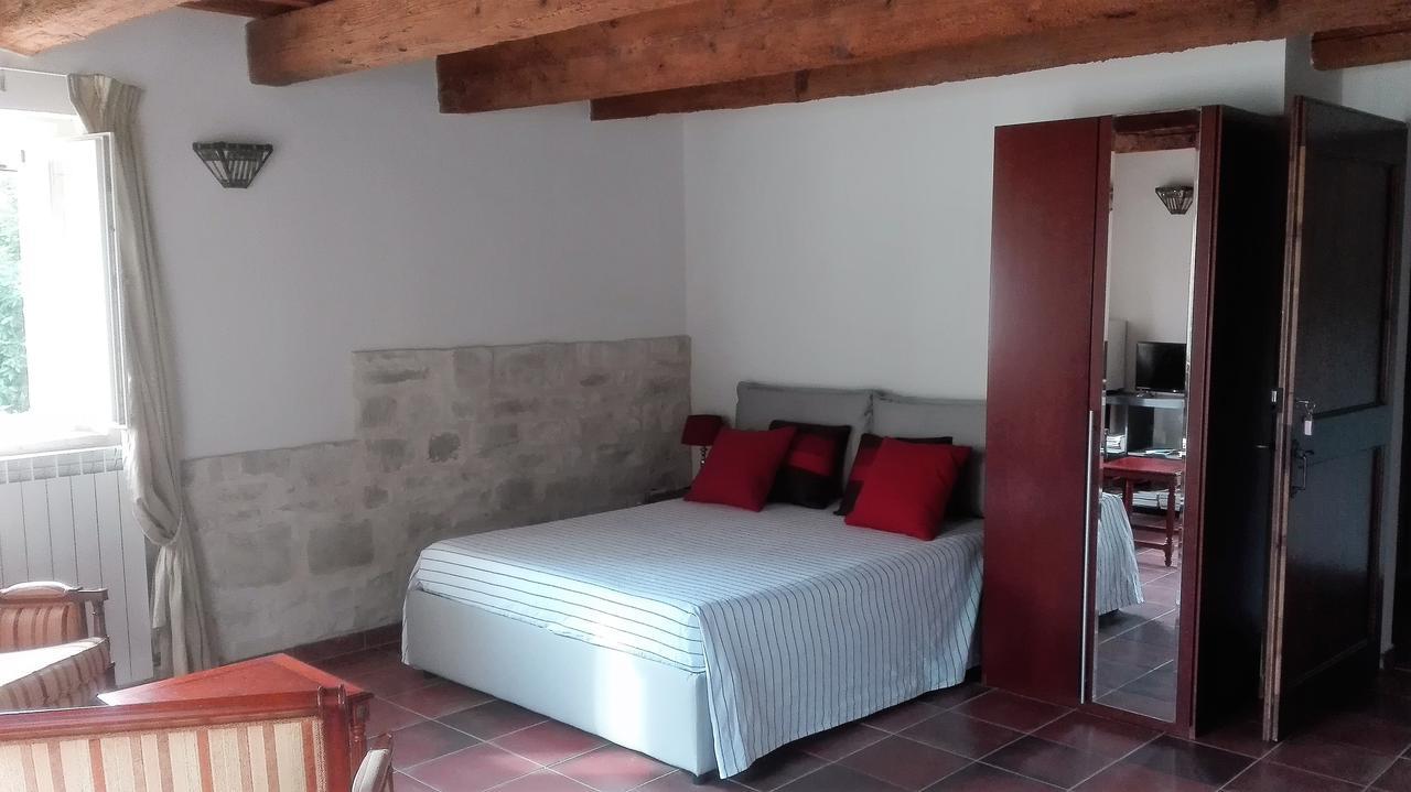 Casa Sorgente Bed and Breakfast San Costanzo Exteriör bild